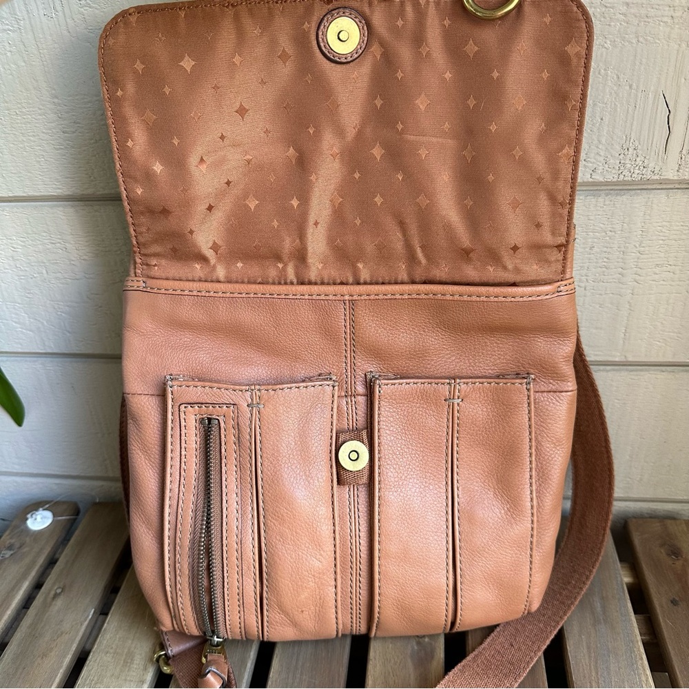 Fossil Morgan Traveler Brown Leather Crossbody Bag - Picture 9 of 16